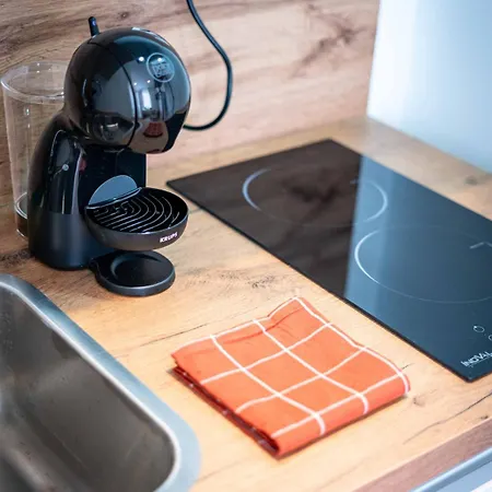 Sable Modern Wi-fi Self Check-in